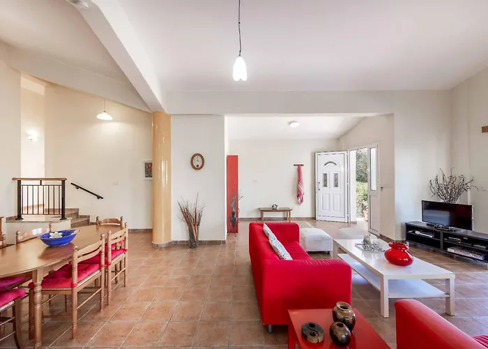 Katerina Villa Neo Chorio